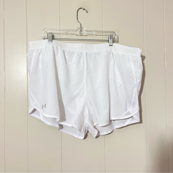 Under Armour Athletic Womens Shorts White New Plus Size XXXL NWT - Picture 1 of 7